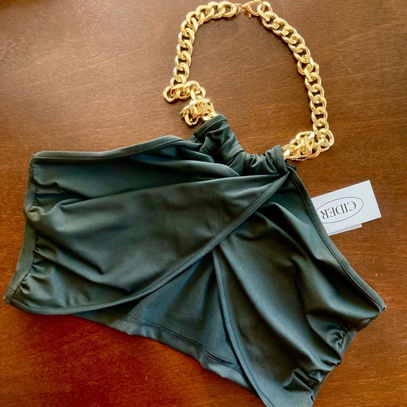 Chain Halter Top - Picture 4 of 4